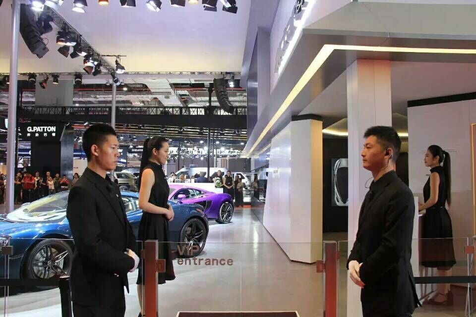 車展現場執勤中